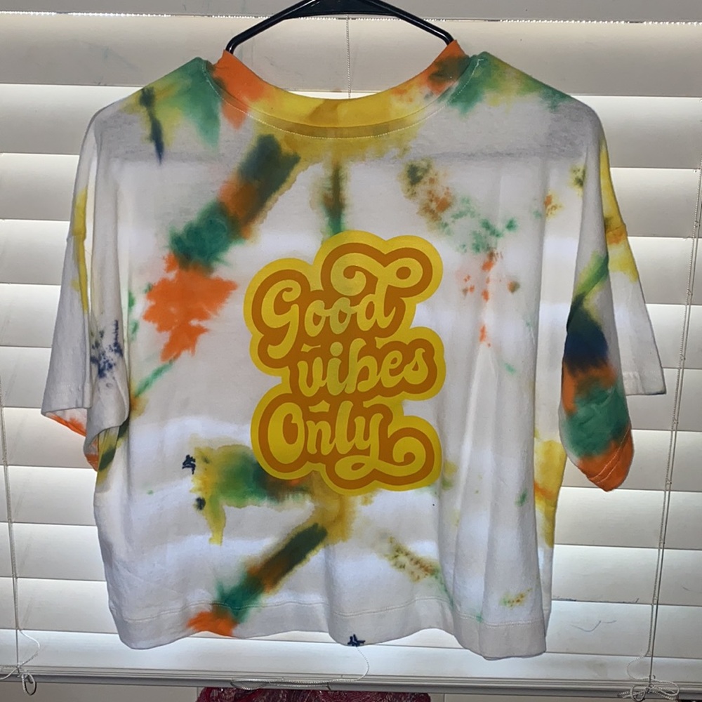 Custom Made Tye Die Crop Top Nwot - image 2